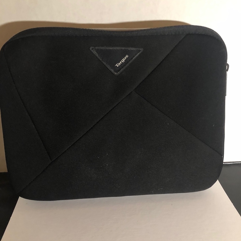 Tarsus Computer Notebook Case - image 2